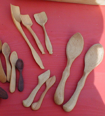 spoons, spreaders and servers